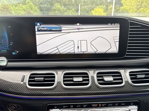 New 2026 Mercedes-Benz GLE 63 AMG S image 29