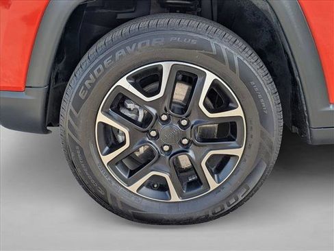 Used 2021 Jeep Compass Trailhawk image 21