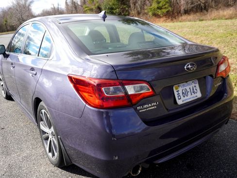 Used 2017 Subaru Legacy 2.5i Limited image 5