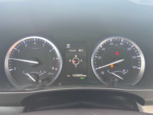 Used 2018 Toyota Highlander XLE FWD image 33
