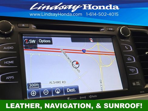 Used 2018 Toyota Highlander XLE AWD/4WD image 18
