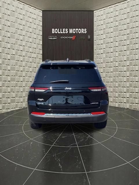 Certified 2025 Jeep Grand Cherokee Limited AWD/4WD image 6