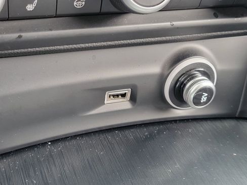 Used 2024 Alfa Romeo Stelvio Sprint image 14