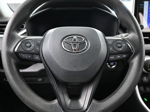 Used 2025 Toyota RAV4 XLE w/ Convenience Package FWD image 25