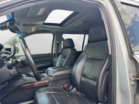 Used 2018 GMC Yukon XL SLT w/ Premium Edition RWD image 9