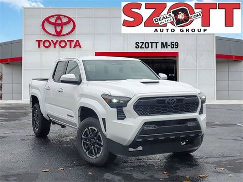 New 2025 Toyota Tacoma TRD Sport image 1