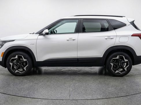 Used 2025 Kia Seltos S FWD image 5