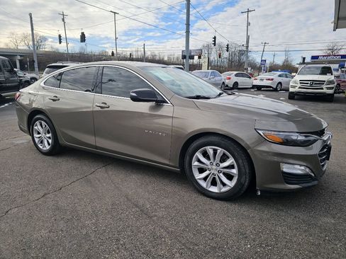 Used 2020 Chevrolet Malibu LT FWD image 18