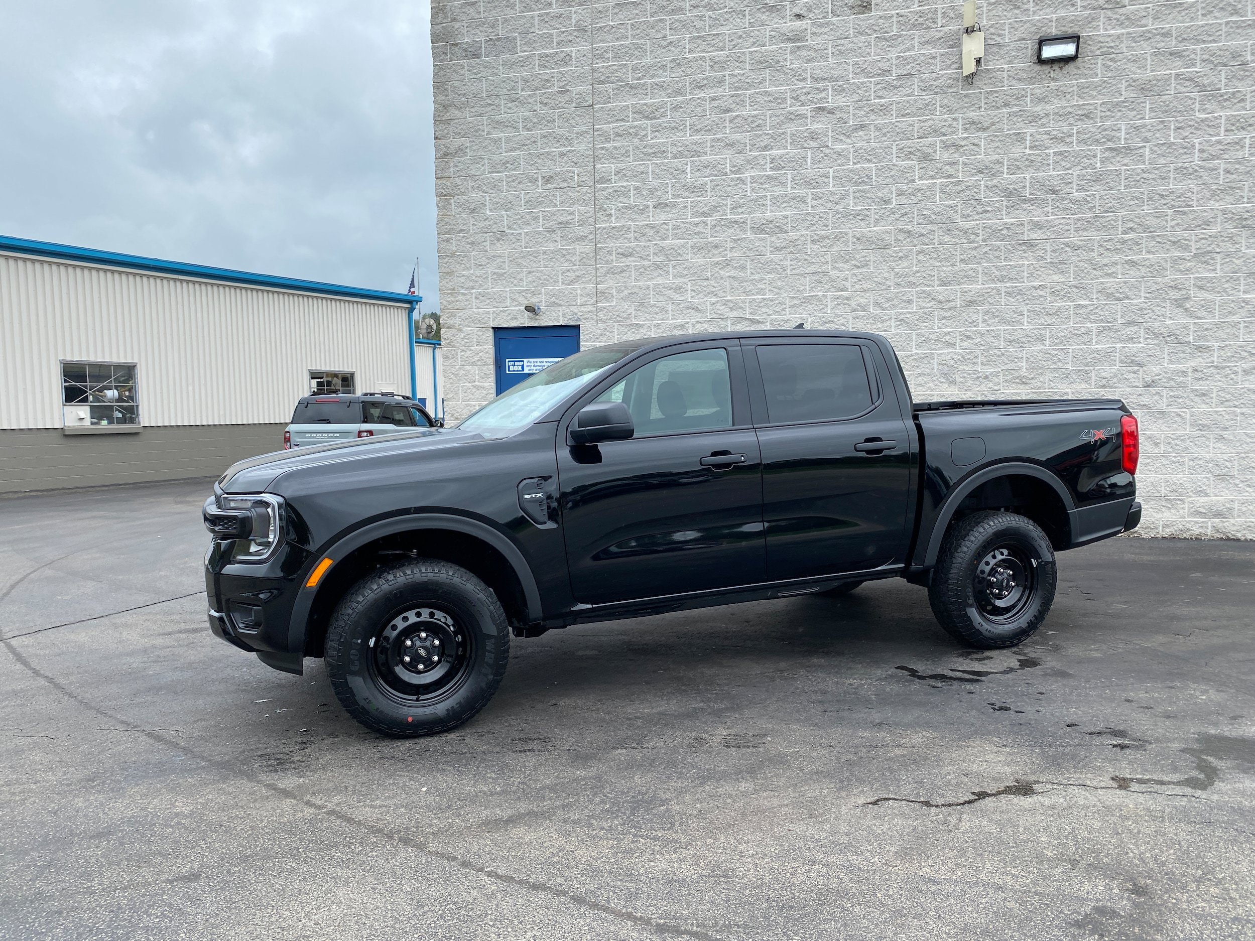New 2026 Ford Ranger XL w/ Trailer Tow Package AWD/4WD image 4