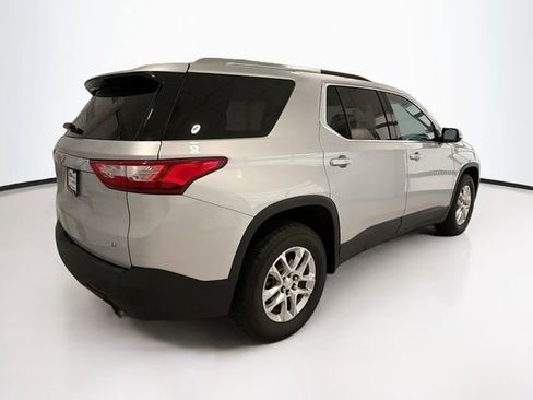 Used 2018 Chevrolet Traverse LT image 7