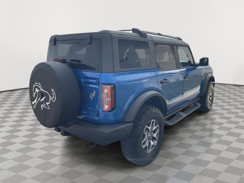 Used 2024 Ford Bronco Badlands image 2