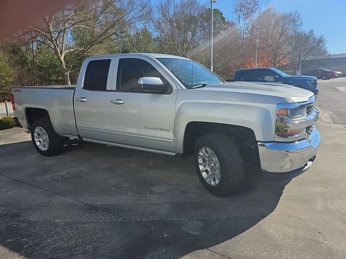 Used 2018 Chevrolet Silverado 1500 LT image 14