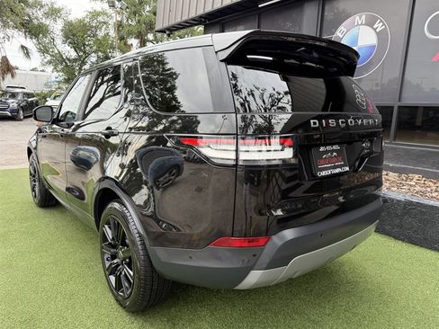 Used 2019 Land Rover Discovery SE AWD/4WD image 4