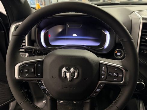 New 2026 RAM 1500 4x4 Crew Cab image 15