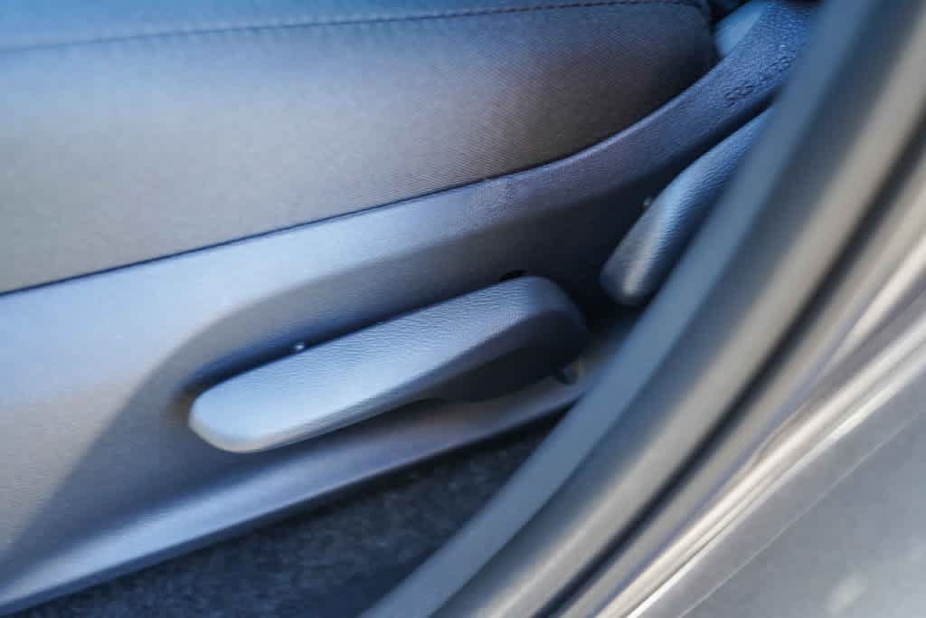 New 2025 Toyota RAV4 LE AWD/4WD image 21