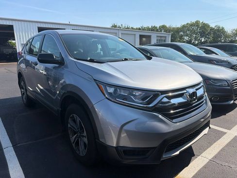 Used 2019 Honda CR-V LX image 4