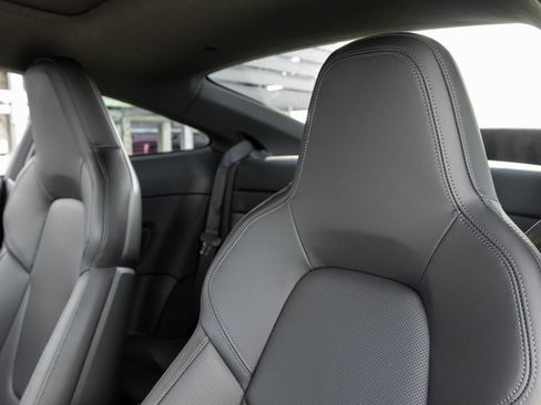 Certified 2024 Porsche 911 Carrera image 23