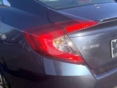 Used 2018 Honda Civic EX-T image 29