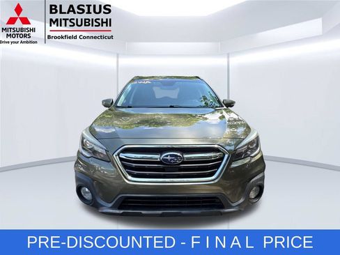 Used 2019 Subaru Outback 2.5i Touring AWD/4WD image 9
