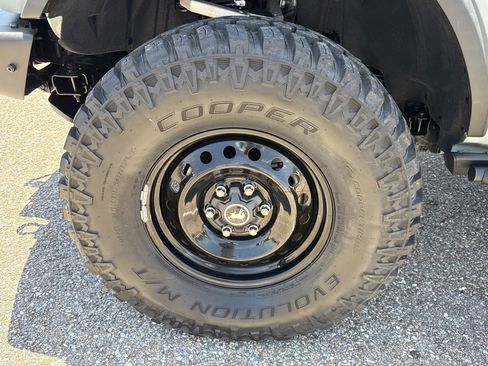 Used 2021 Ford Bronco Black Diamond AWD/4WD image 11