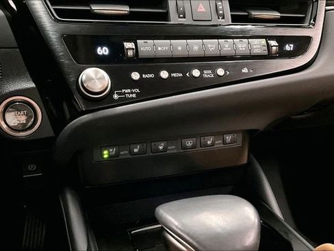 Used 2023 Lexus ES 350 Ultra Luxury w/ Accessory Package (Z2) FWD image 30