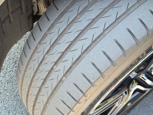 Certified 2025 Mercedes-Benz GLC 350e 4MATIC image 12
