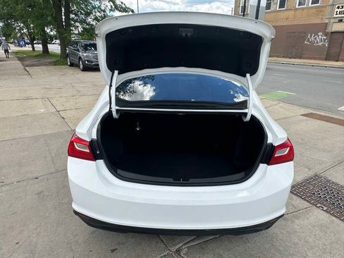 Used 2021 Chevrolet Malibu LS FWD image 38