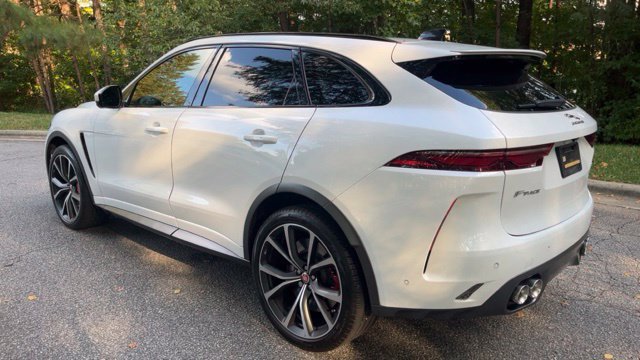 Used 2023 Jaguar F-PACE SVR AWD/4WD image 7