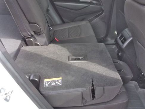 Used 2019 Chevrolet Equinox LT FWD image 30