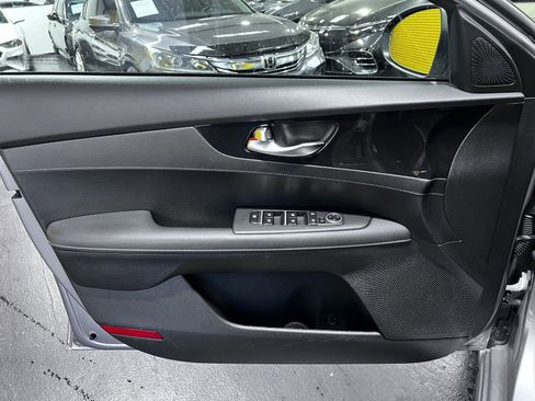 Used 2024 Kia Forte GT-Line image 24