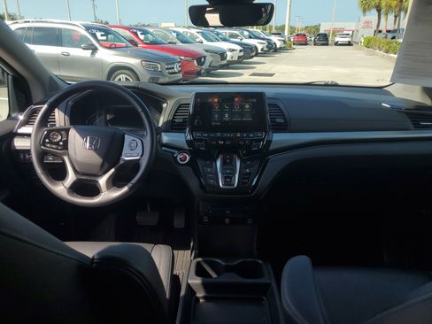 Used 2024 Honda Odyssey Touring image 16