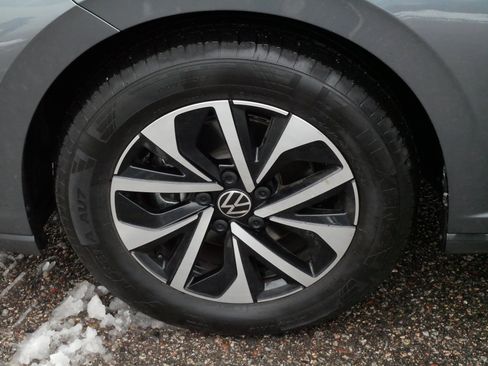 Used 2025 Volkswagen Jetta S image 15