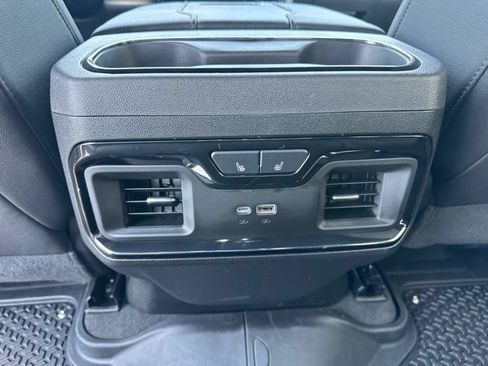 Used 2024 GMC Sierra 2500 AT4 w/ AT4 Premium Plus Package AWD/4WD image 24
