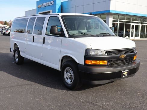 Used 2025 Chevrolet Express 3500 LS image 2