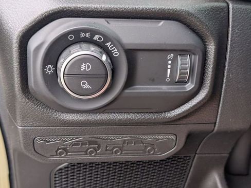 New 2026 Jeep Gladiator Sport AWD/4WD image 12