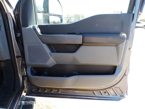 Used 2021 Ford F150 XLT w/ XTR Package image 24