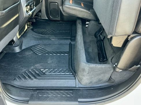 Used 2020 GMC Sierra 1500 AT4 w/ AT4 Premium Package image 29