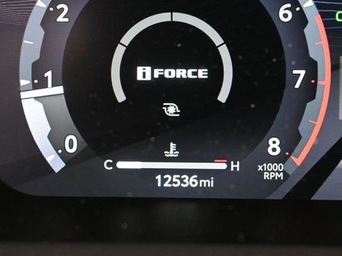 Used 2025 Toyota 4Runner Limited AWD/4WD image 11
