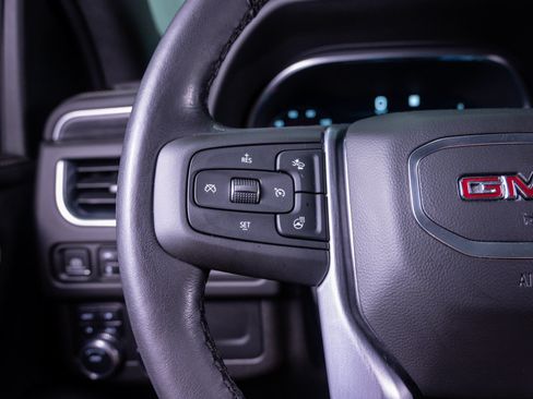 Used 2022 GMC Yukon XL SLT w/ SLT Premium Package AWD/4WD image 23