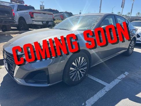 Certified 2024 Nissan Altima 2.5 SV image 1