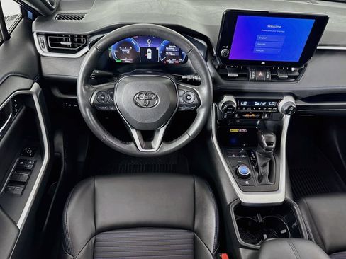 Certified 2025 Toyota RAV4 XSE w/ Advanced Technology Package AWD/4WD image 25