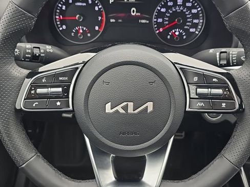 Used 2024 Kia Forte GT-Line w/ GT-Line Premium Package image 20