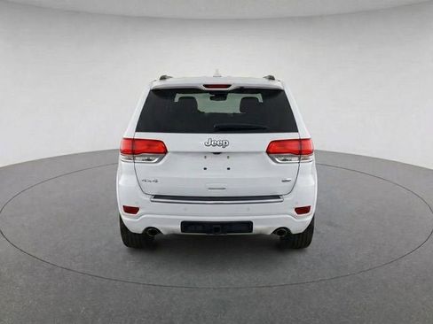 Used 2020 Jeep Grand Cherokee Overland AWD/4WD image 4