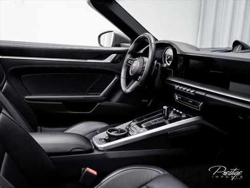 Used 2020 Porsche 911 Carrera 4S AWD/4WD image 41