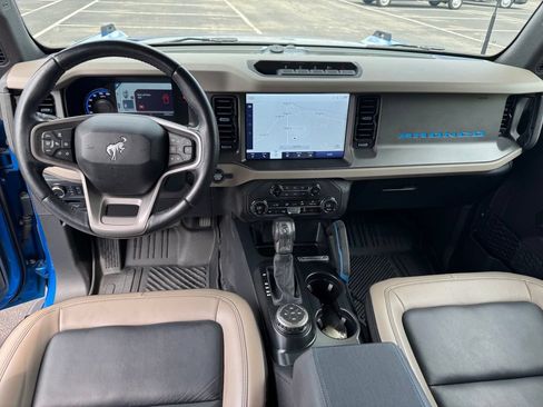 Used 2024 Ford Bronco Wildtrak AWD/4WD image 30