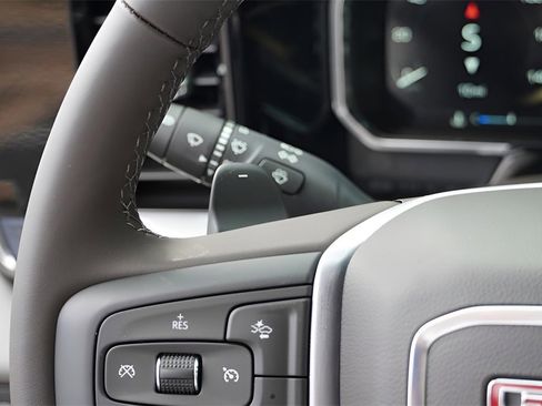 New 2026 GMC Sierra 1500 SLT image 20