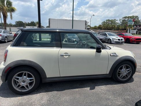 Used 2007 MINI Cooper S FWD image 6
