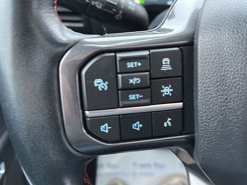 Used 2024 Ford Expedition Limited image 29