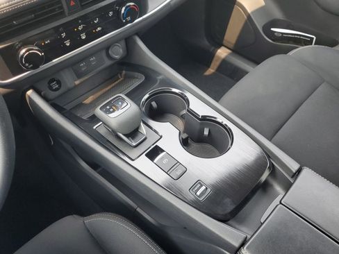 Certified 2026 Nissan Rogue S FWD image 17