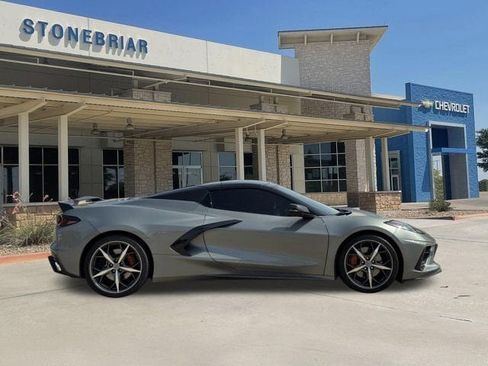 Used 2022 Chevrolet Corvette Stingray Preferred Conv w/ Z51 Performance Package RWD image 4
